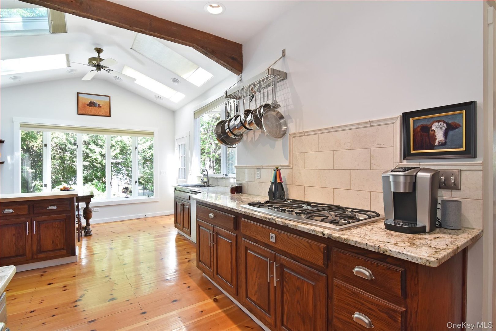 251 Mount Hope Boulevard Photo 20