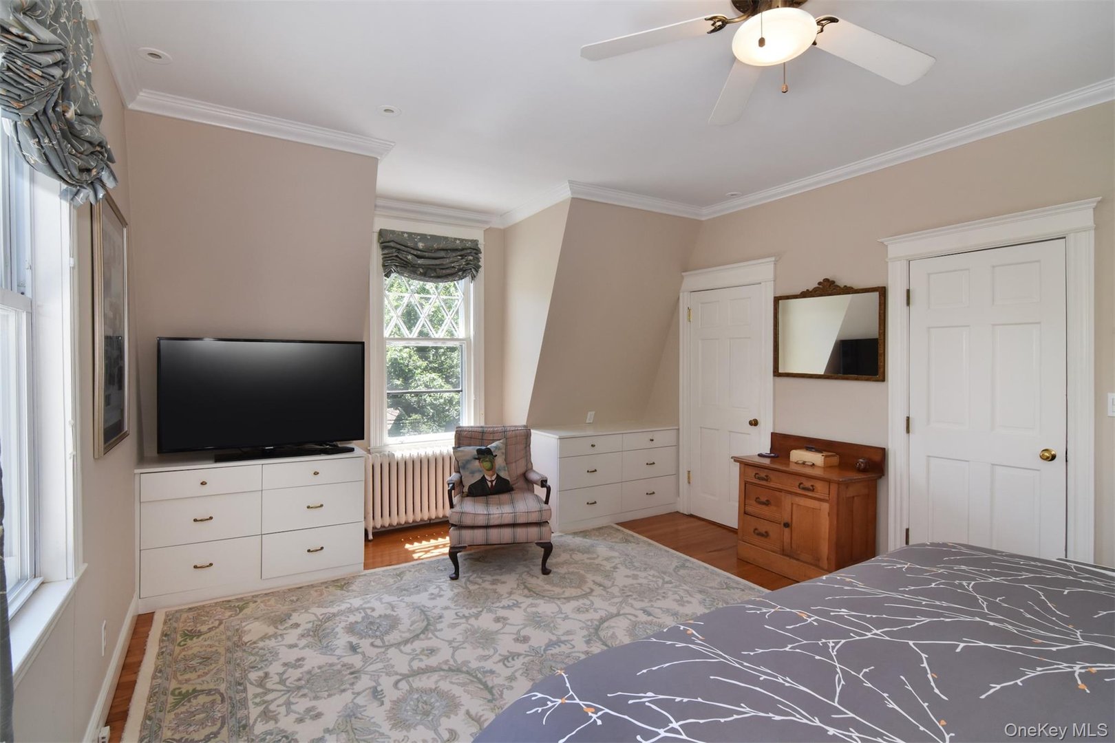 251 Mount Hope Boulevard Photo 28