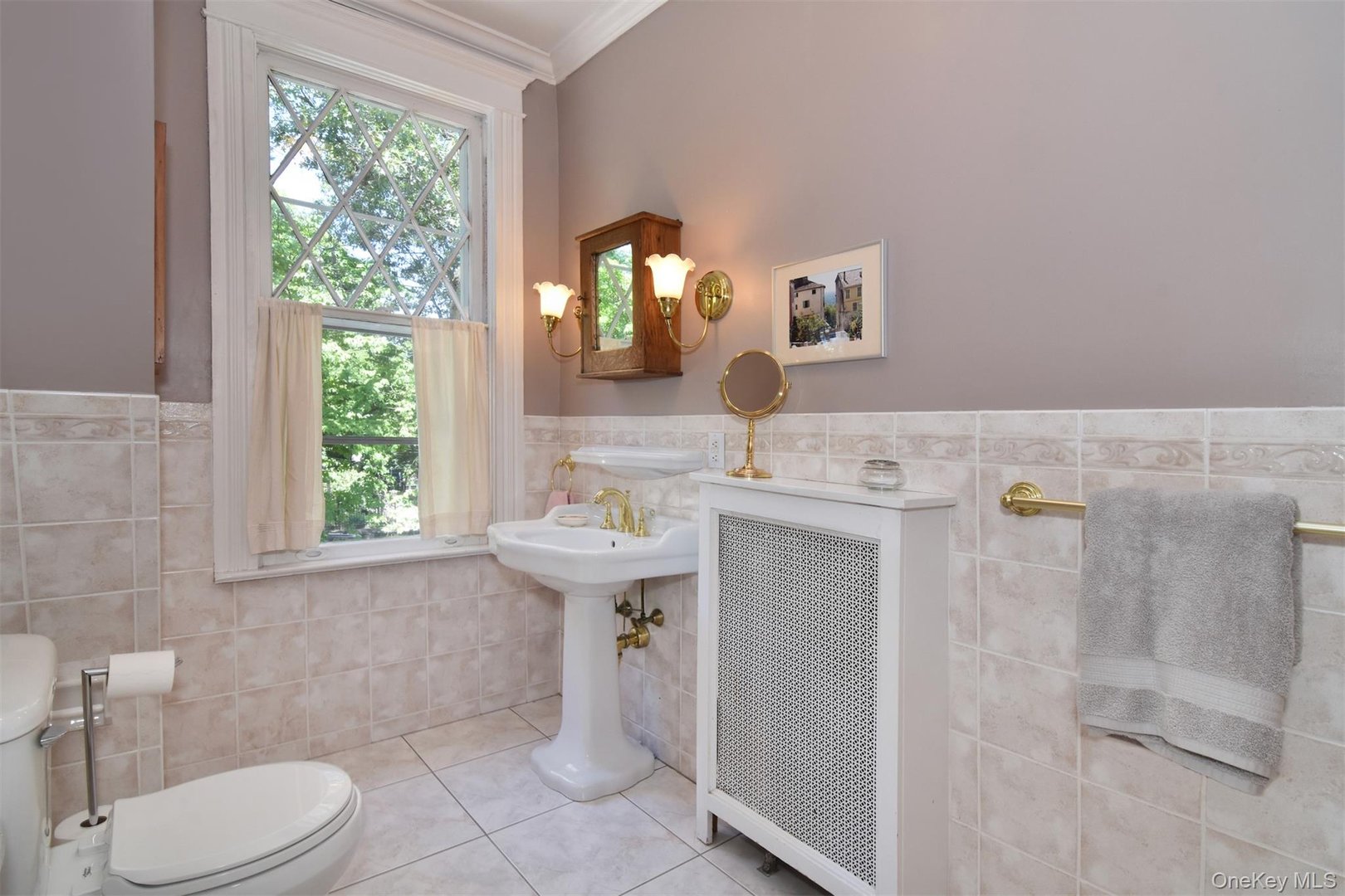 251 Mount Hope Boulevard Photo 29