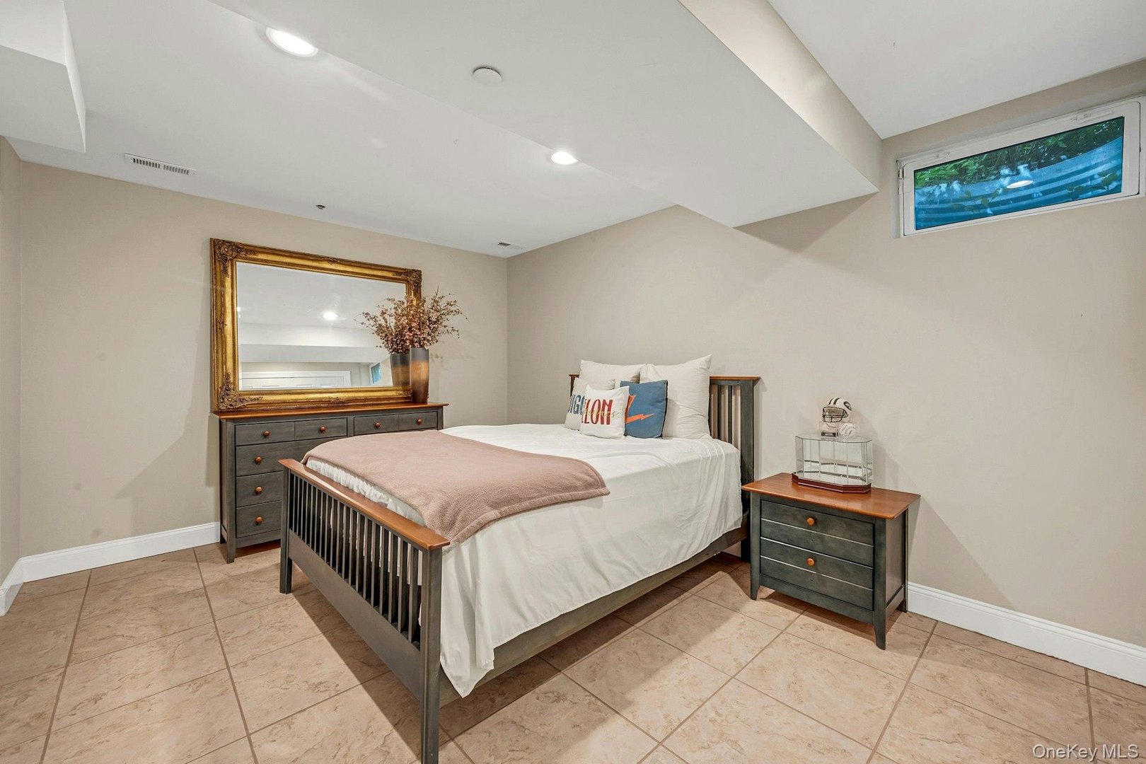 134 Euclid Avenue Photo 34