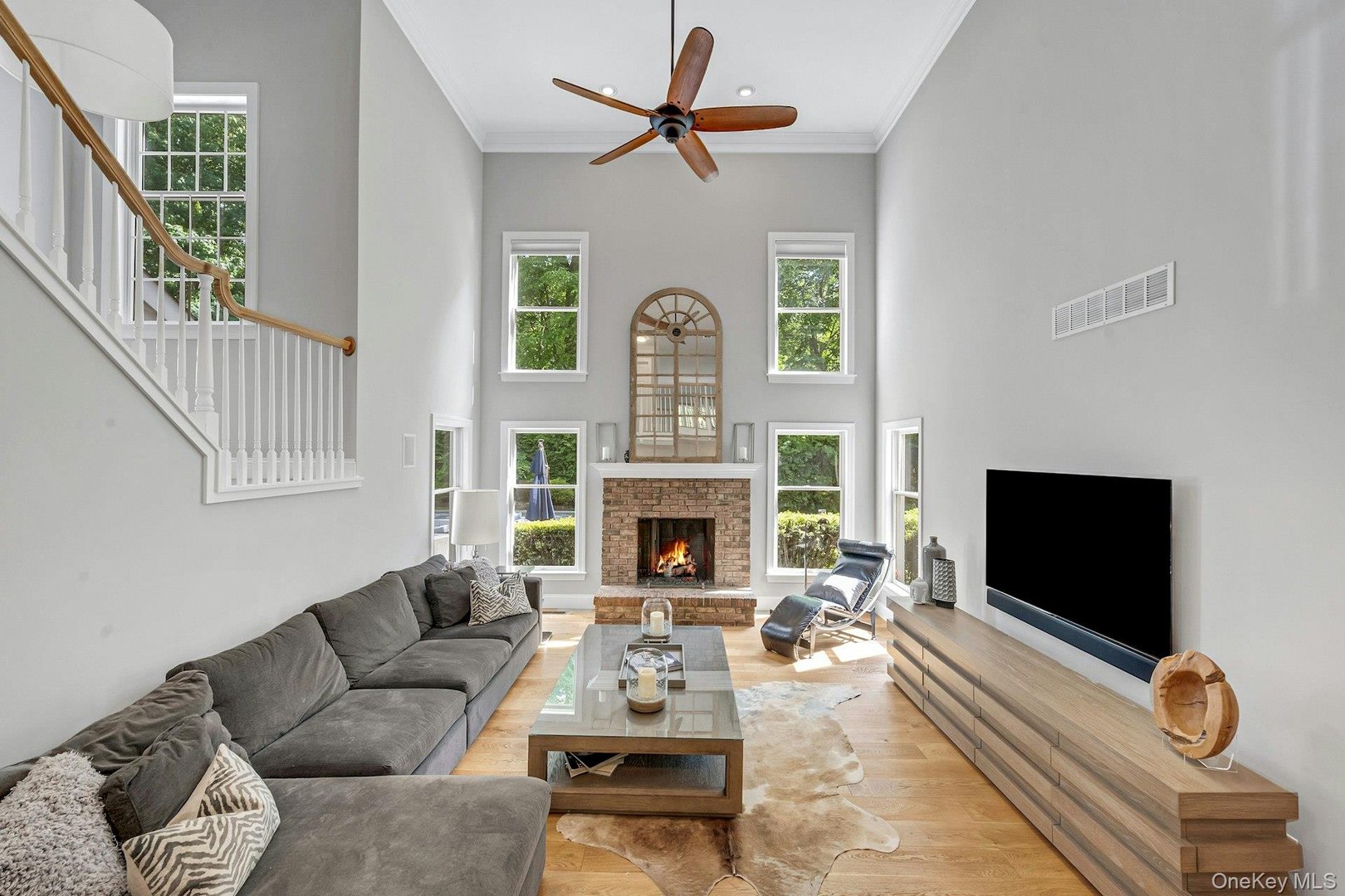 134 Euclid Avenue Photo 8