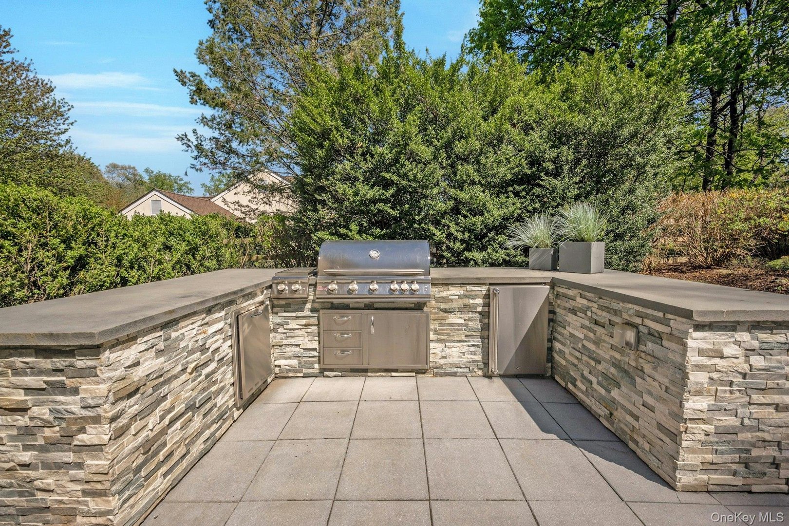 134 Euclid Avenue Photo 44