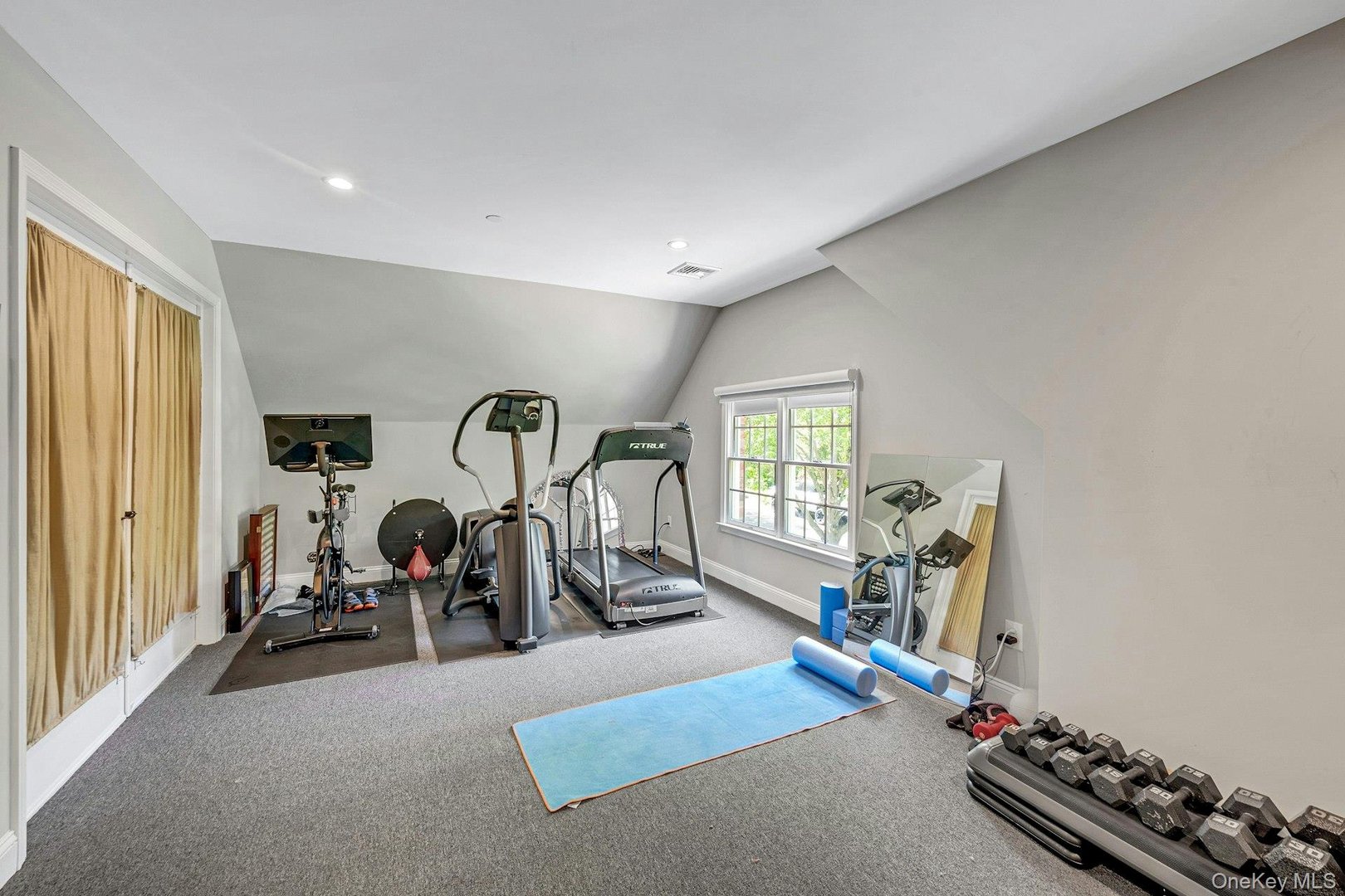 134 Euclid Avenue Photo 23