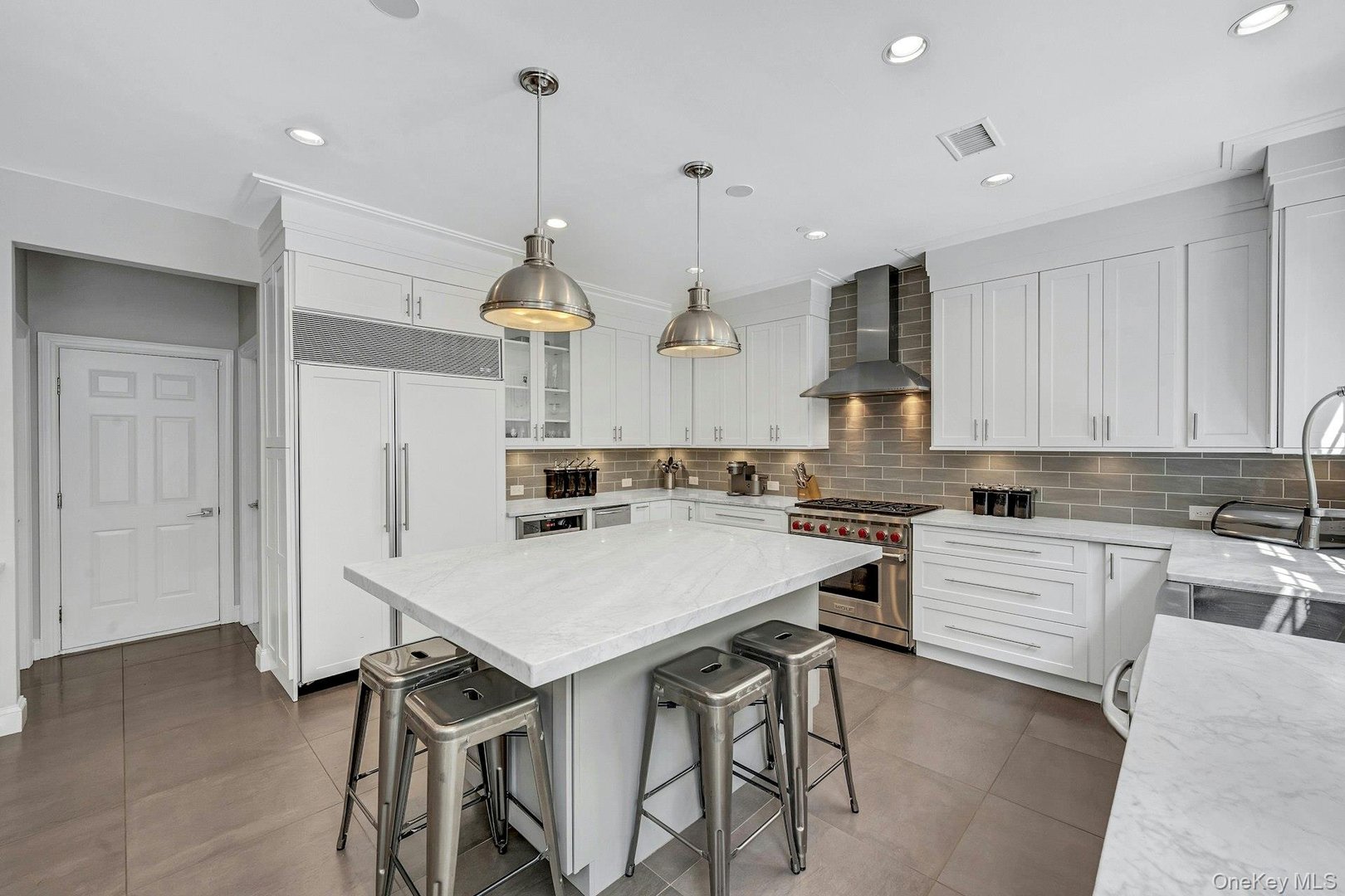 134 Euclid Avenue Photo 14