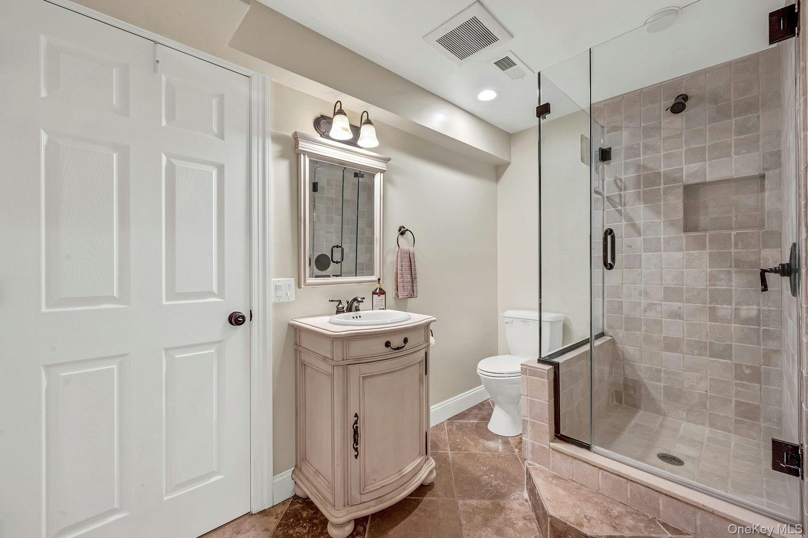 134 Euclid Avenue Photo 35