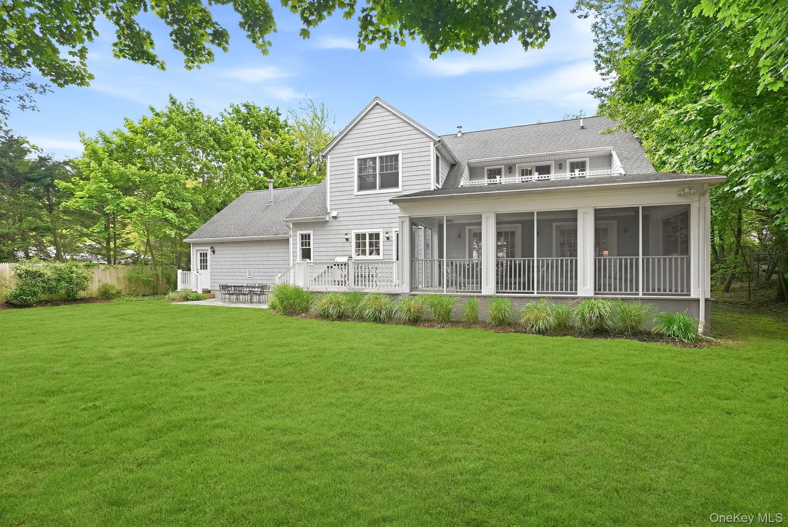 9 Willow Avenue Photo 22