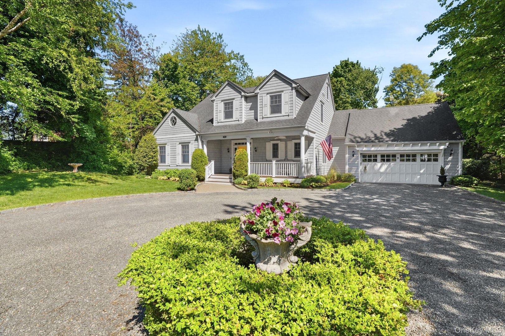 9 Willow Avenue Photo 2