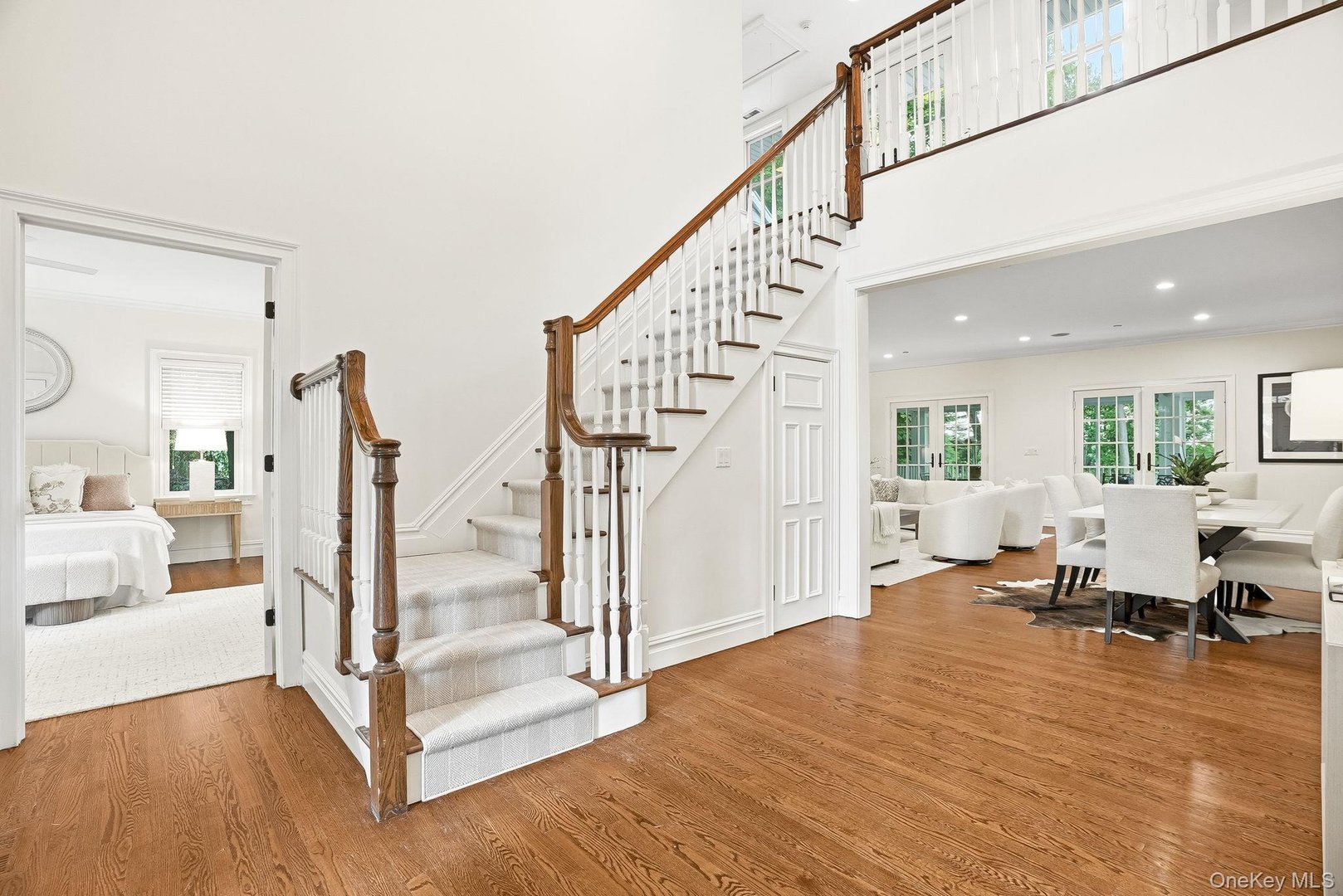 9 Willow Avenue Photo 4