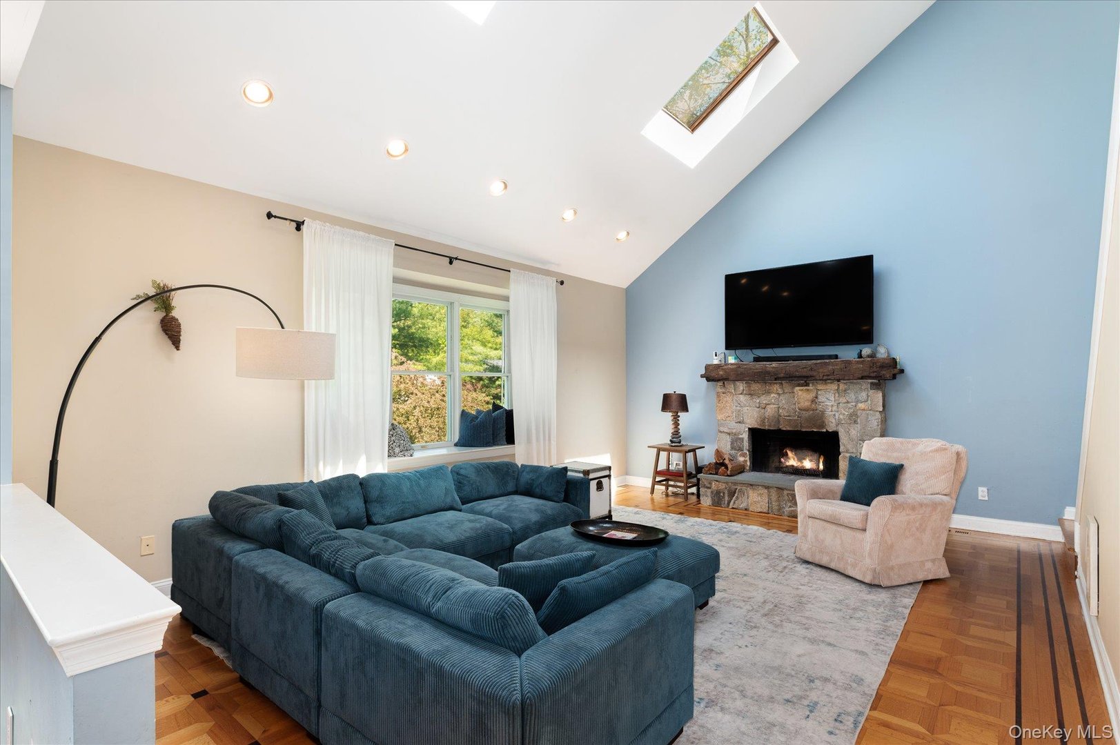1 Woolen Court Photo 7