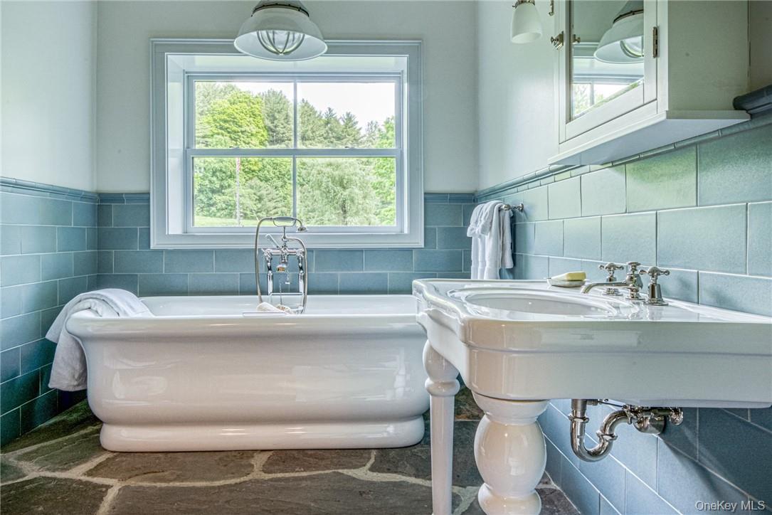 174 Ten Broeck Road Photo 31