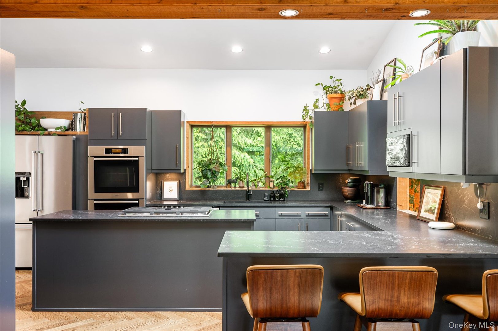 3 Banks Hill Road Photo 8