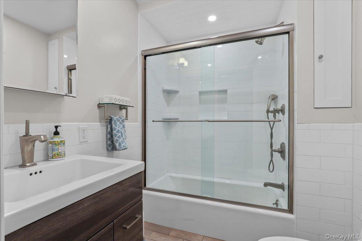 89 Birch Street Photo 20