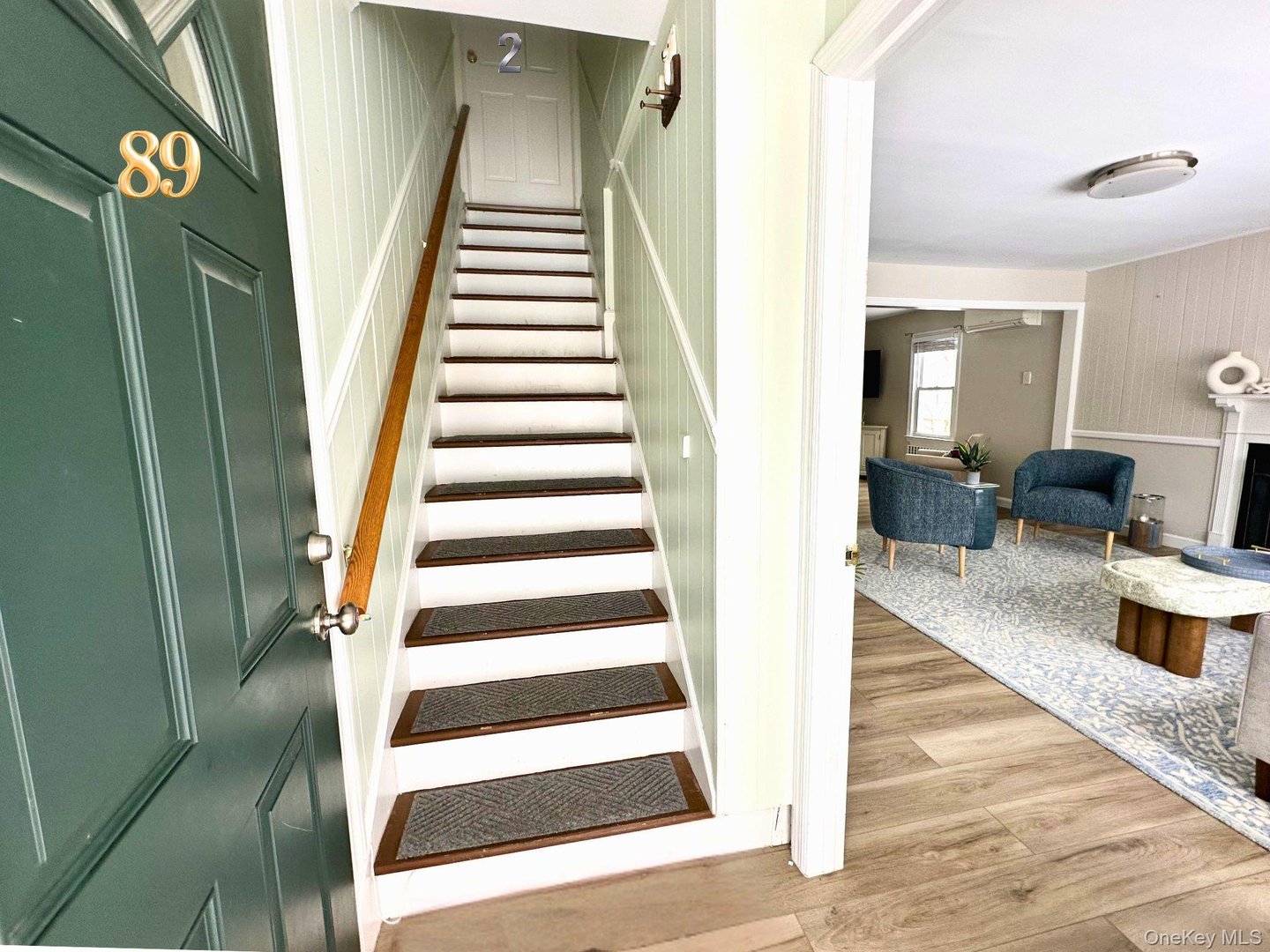 89 Birch Street Photo 2