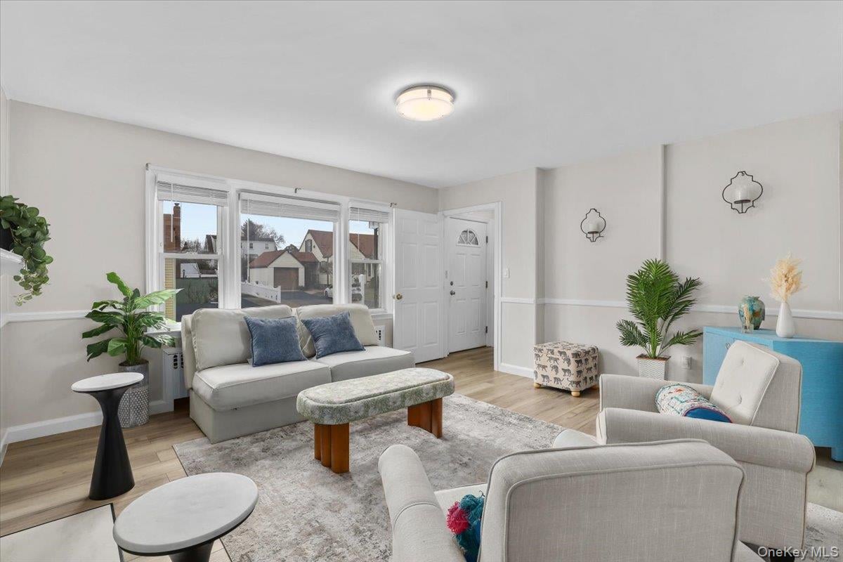 89 Birch Street Photo 5