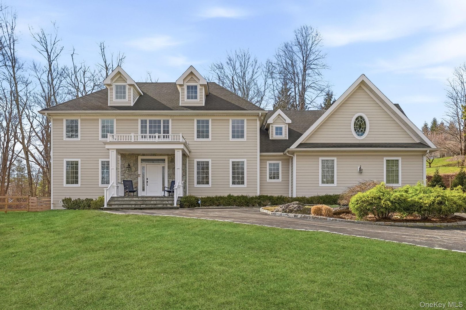 16 Hall Road Photo 2