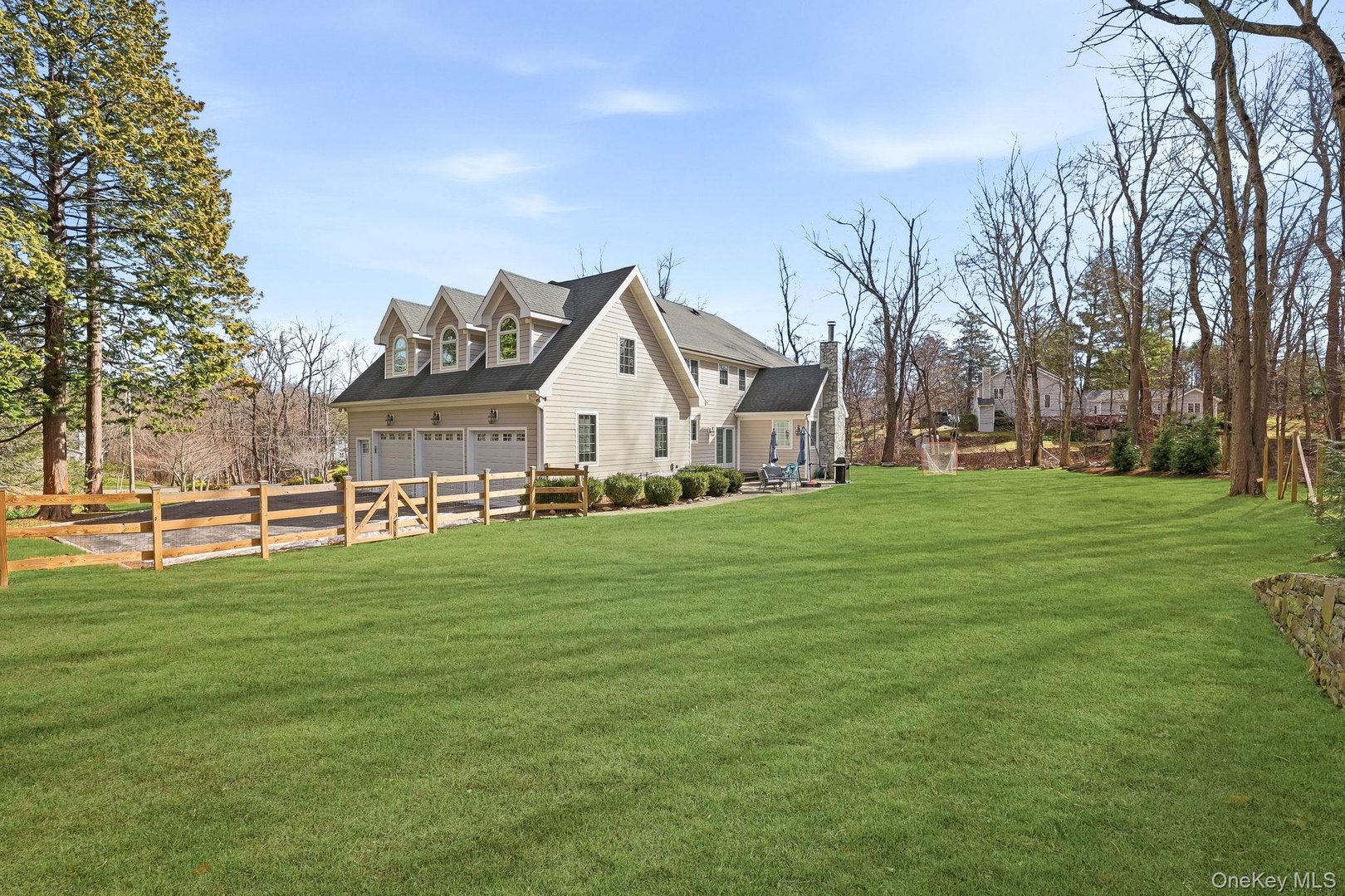 16 Hall Road Photo 34