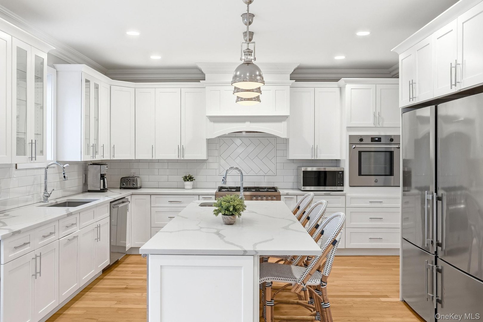 16 Hall Road Photo 5