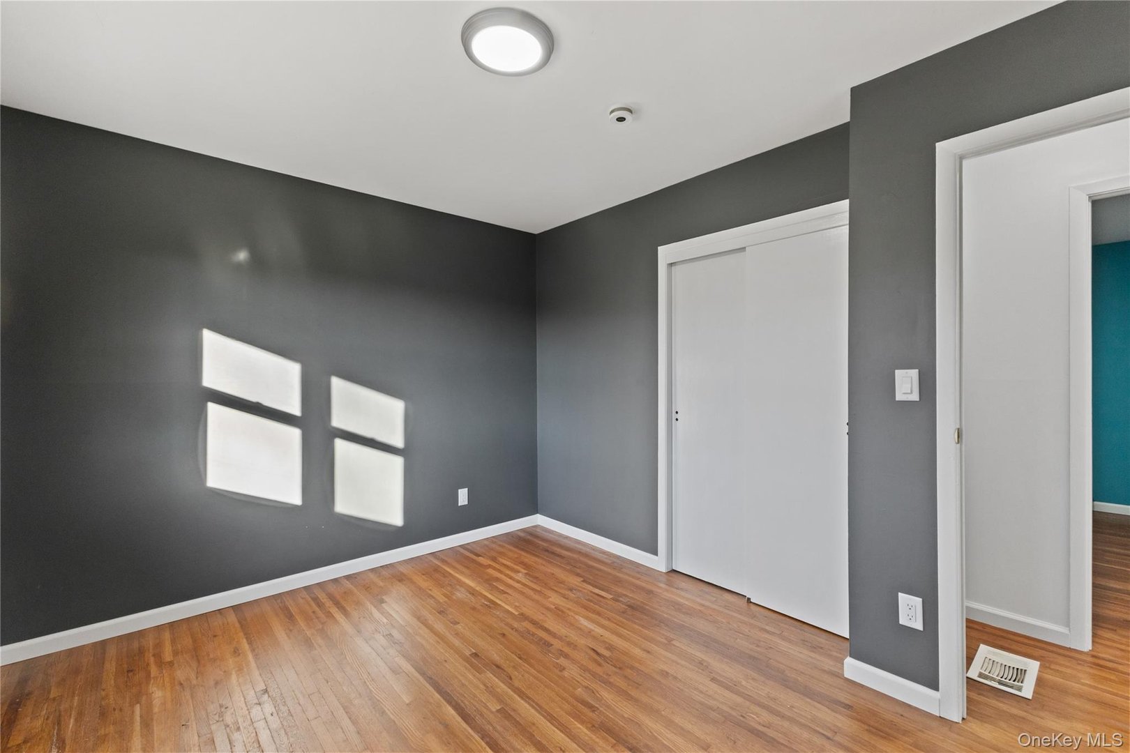 459 Route 22 Photo 15