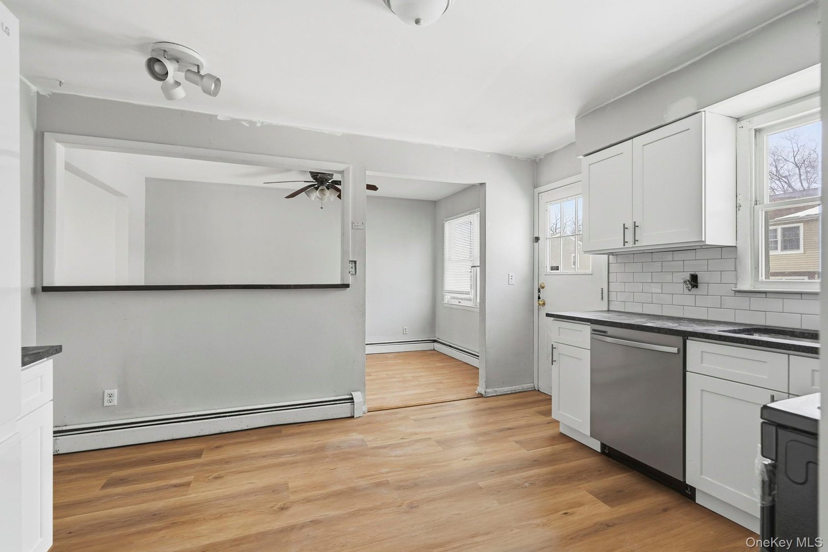 55 Leroy Avenue Photo 14