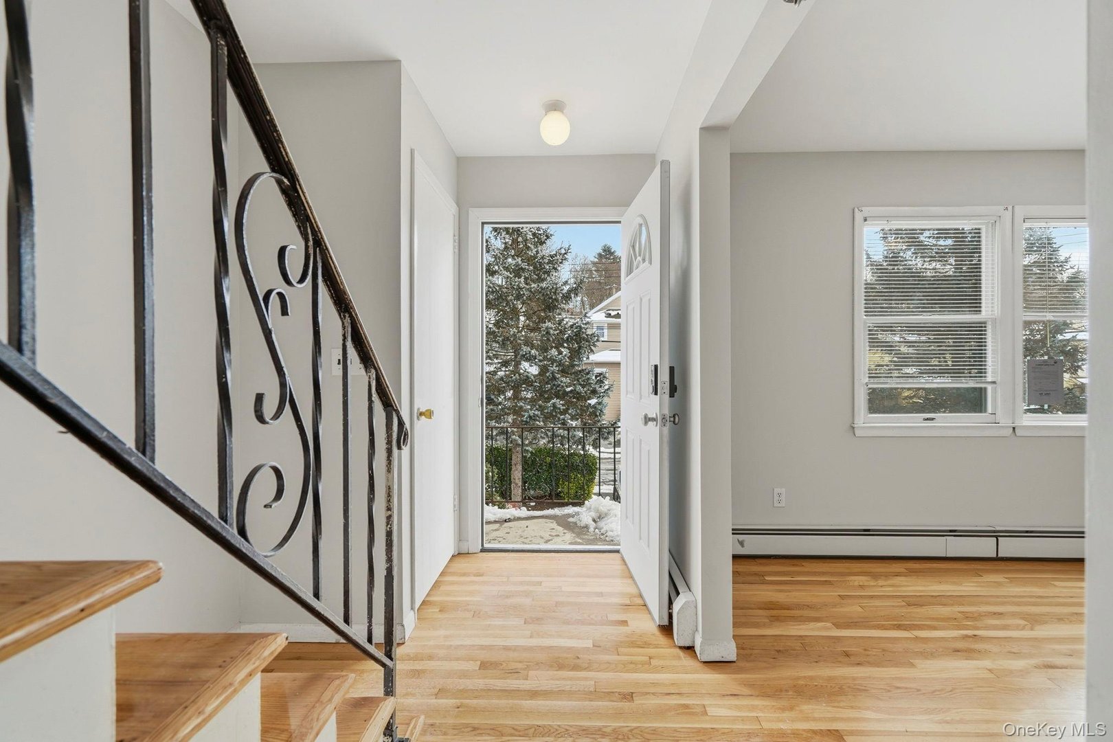 55 Leroy Avenue Photo 4