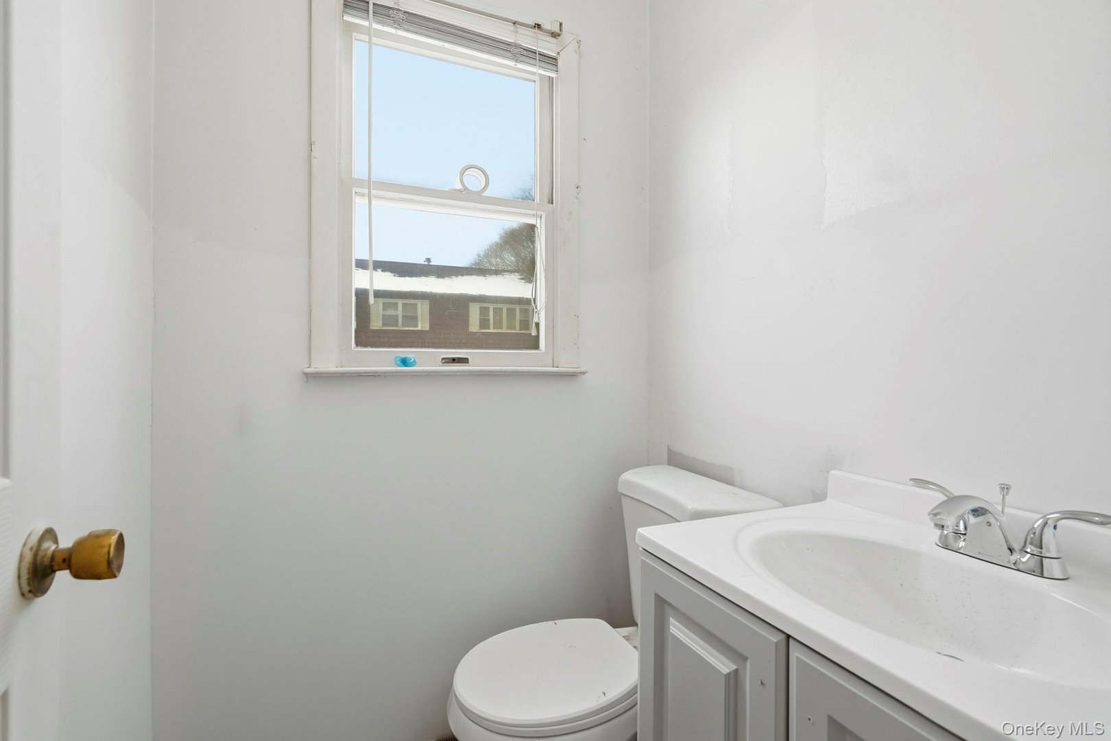 55 Leroy Avenue Photo 15