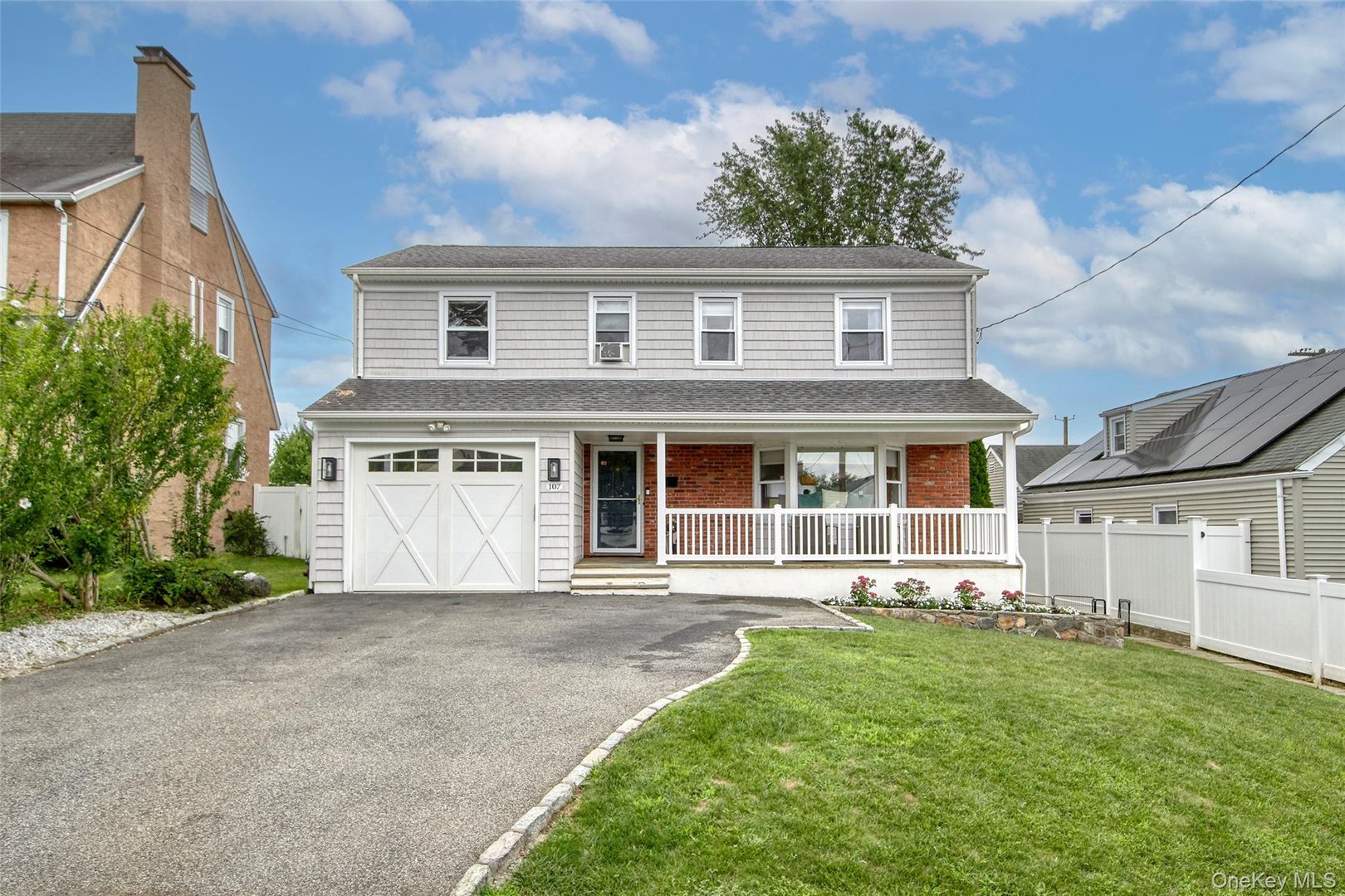 107 Adams Avenue Photo 1