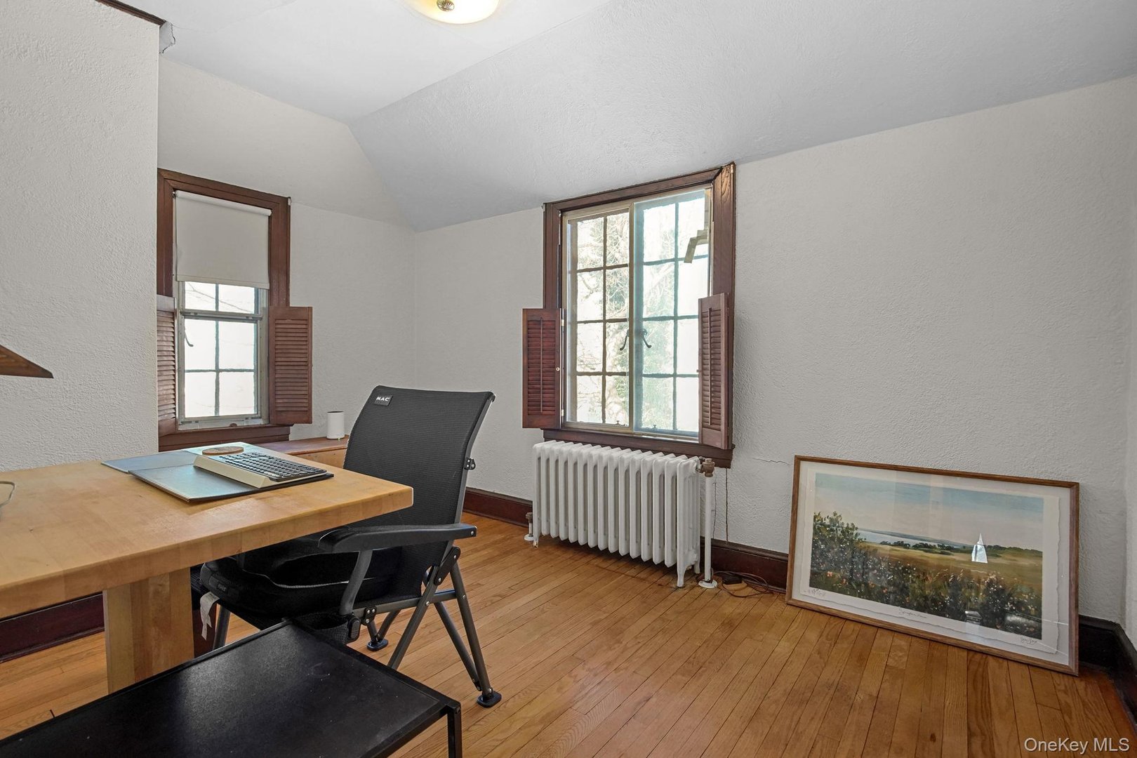 19 Surrey Lane Photo 18