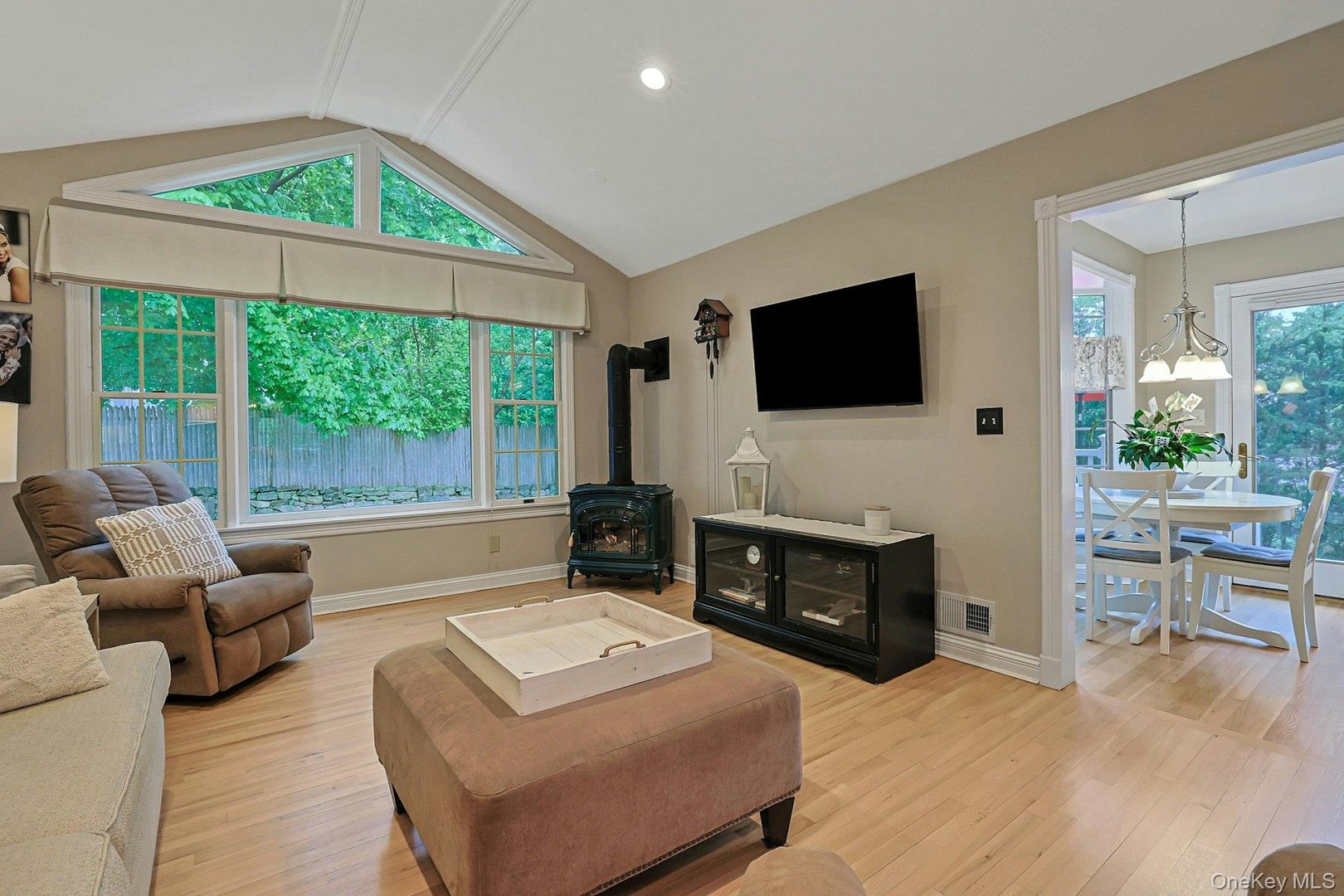 27 Longview Drive Photo 18