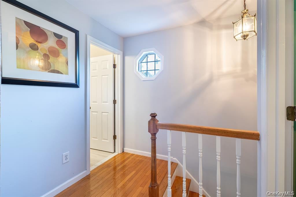 16 Stoneham Place Photo 25