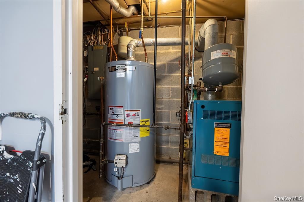 16 Stoneham Place Photo 29