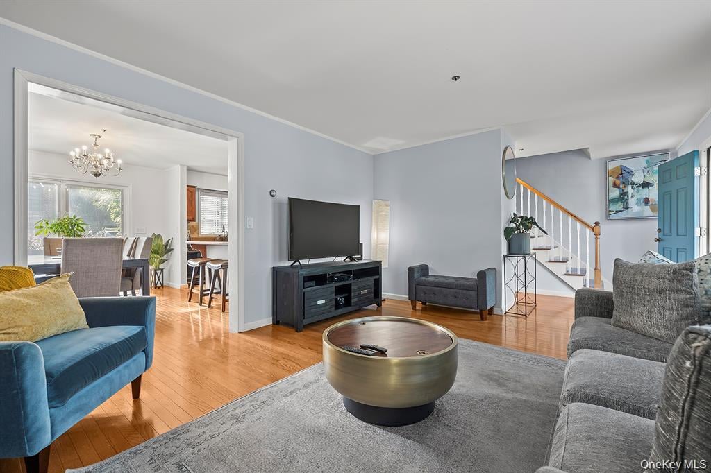 16 Stoneham Place Photo 9