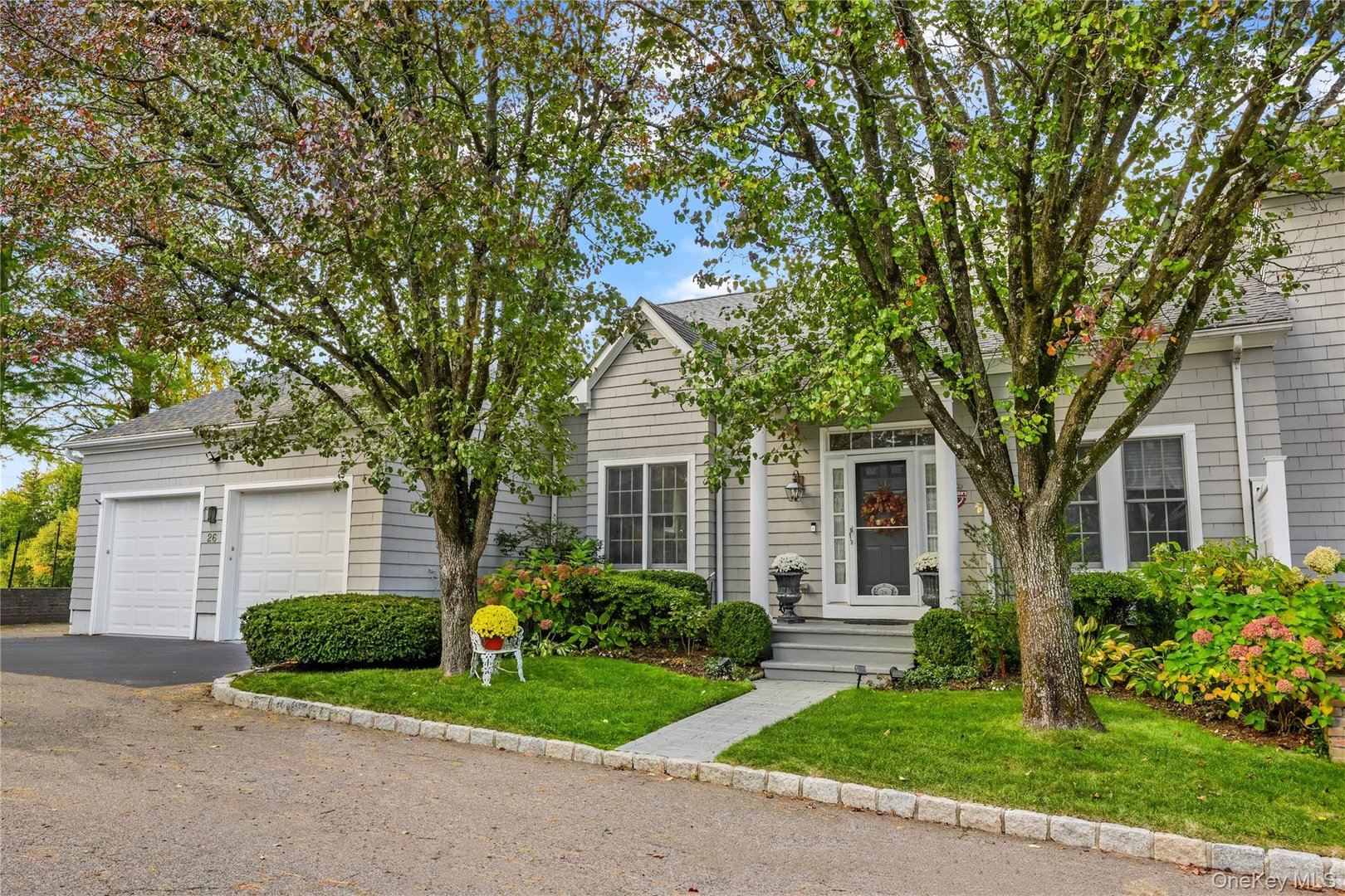 26 Club Court Photo 1