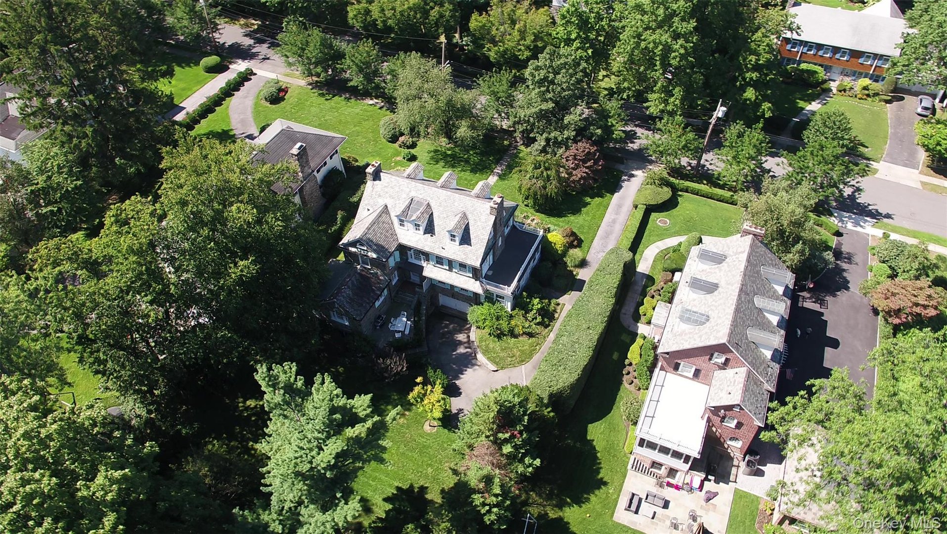 650 Ely Avenue Photo 36