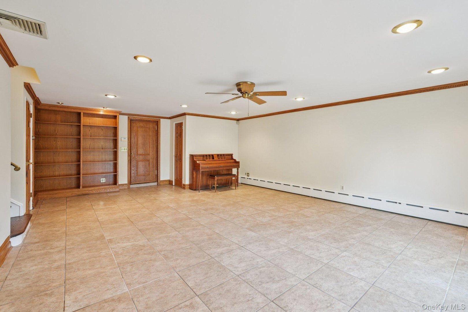 808 Wolfs Lane Photo 26