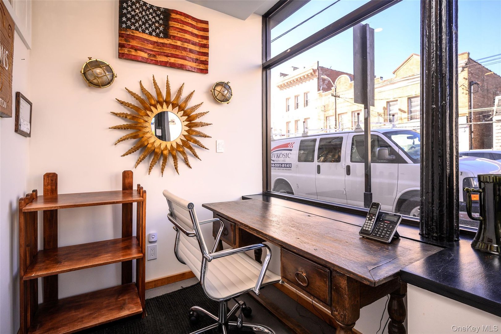 100 Main Street Photo 4