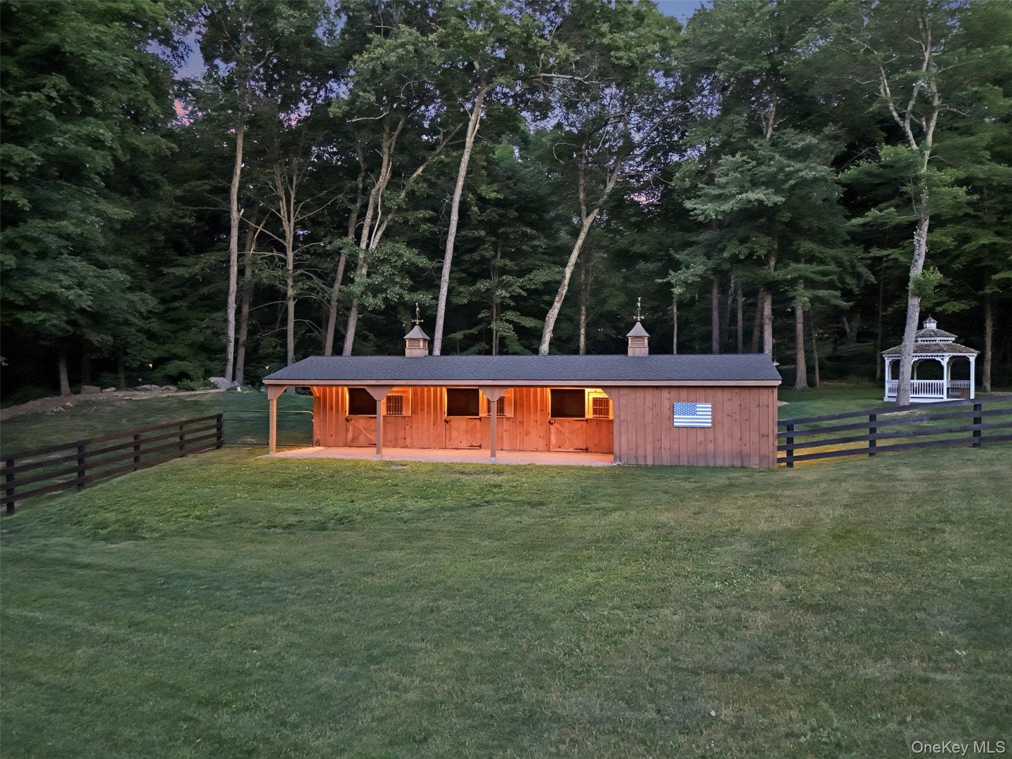 5 Apple Mill Lane Photo 42