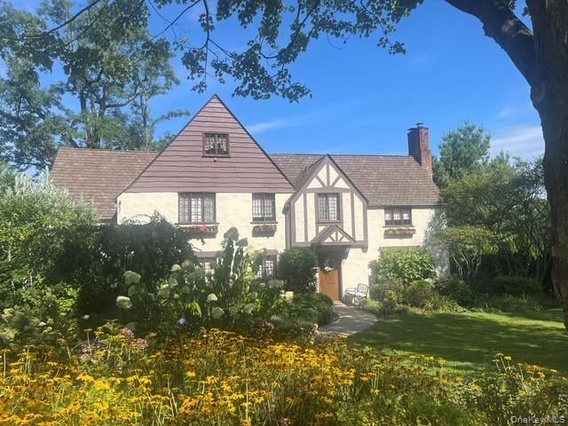 23 Forbes Boulevard Photo 2