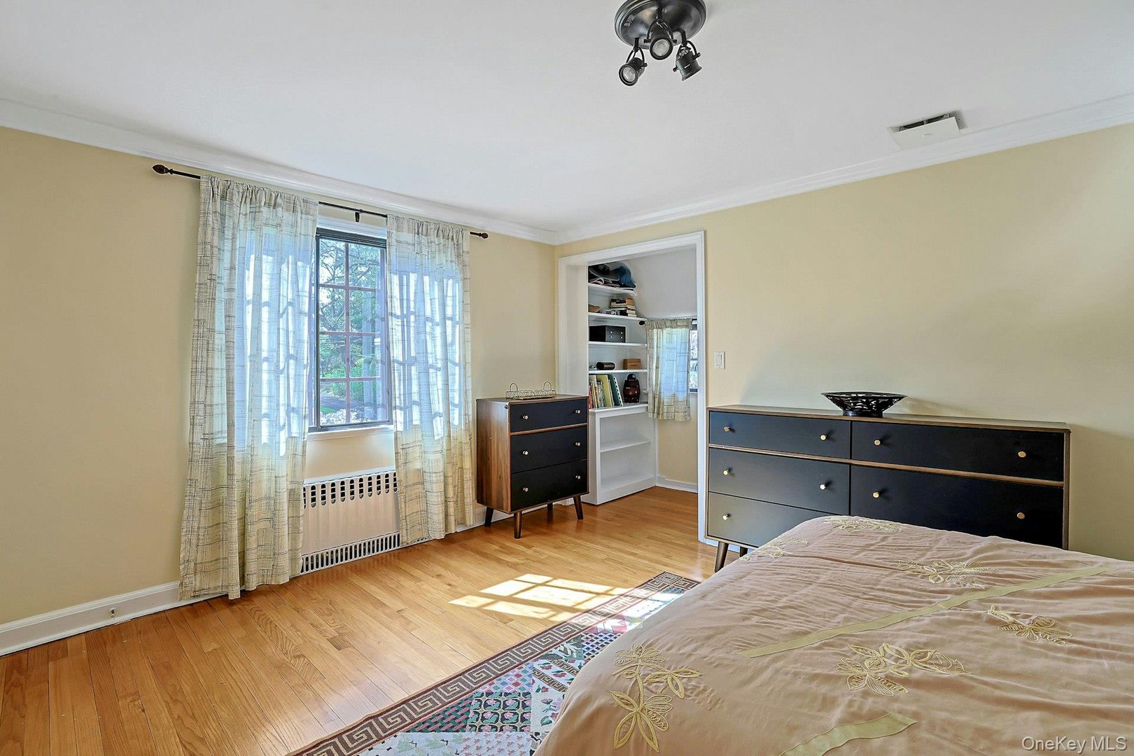 23 Forbes Boulevard Photo 32