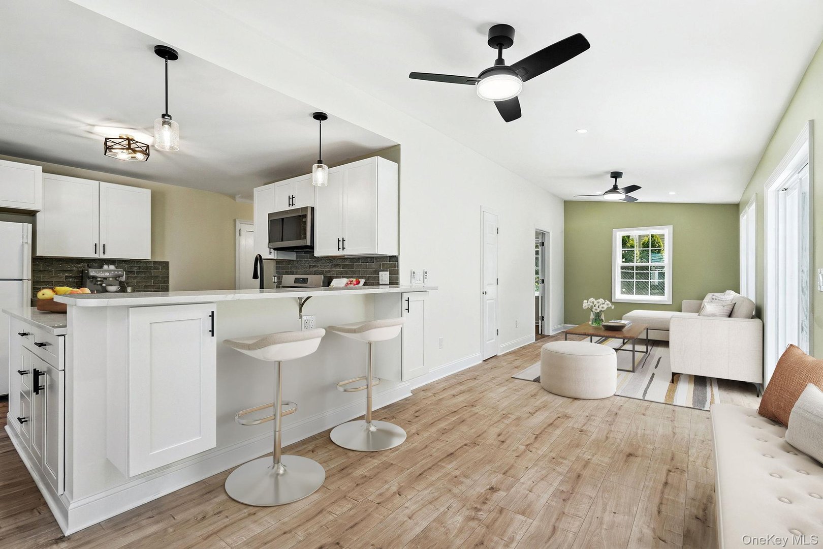 15 Homewood Road Photo 12