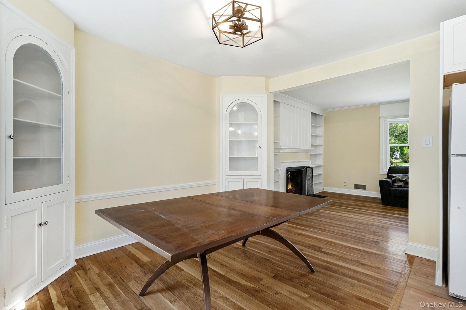 15 Homewood Road Photo 10