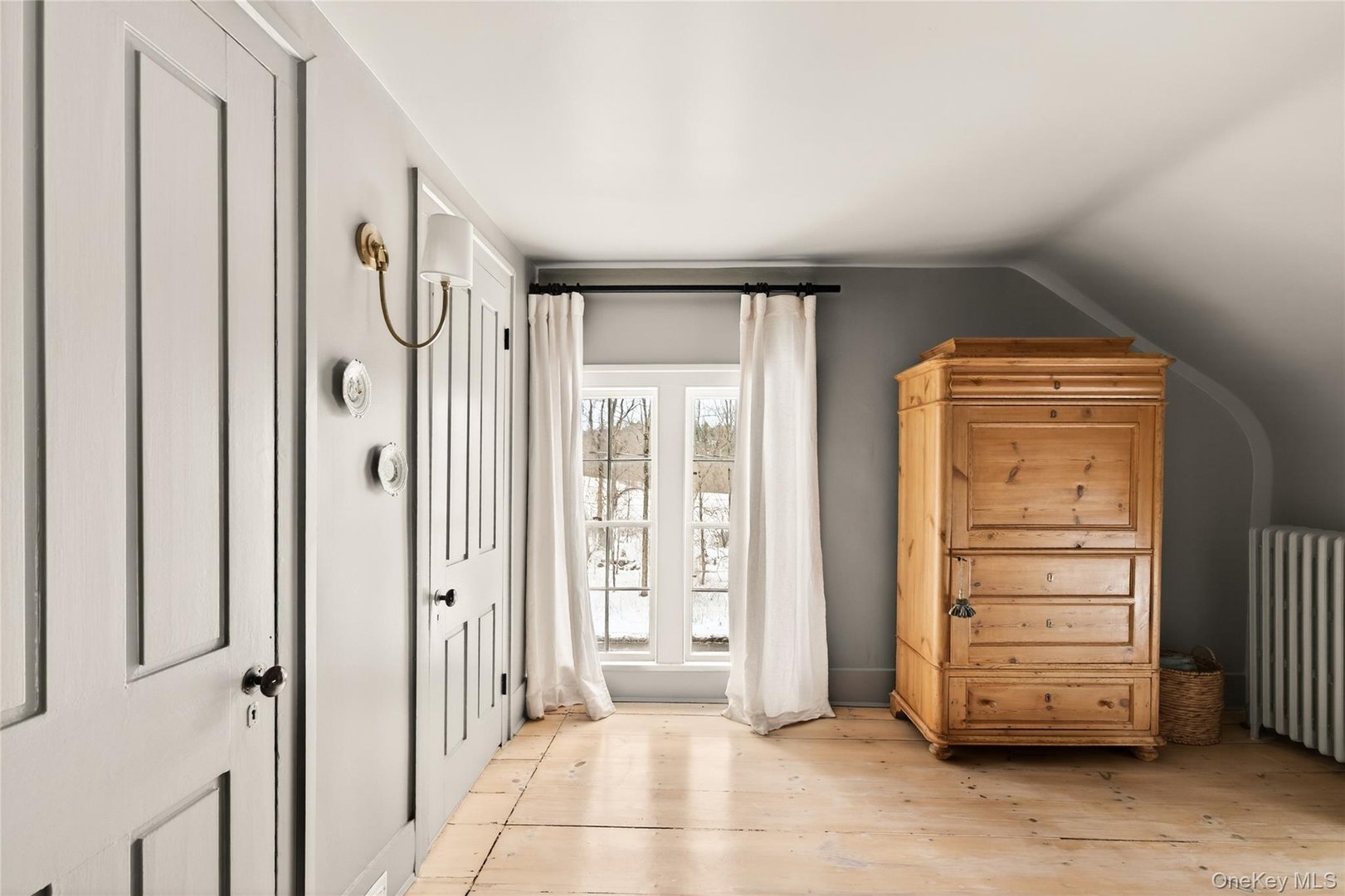 46 Collins Street Photo 41