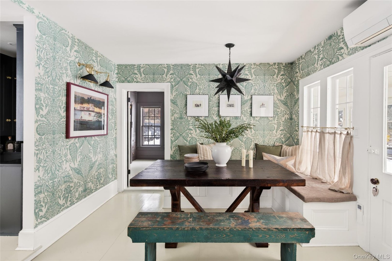 46 Collins Street Photo 12