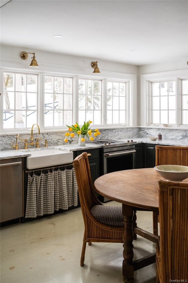 46 Collins Street Photo 13