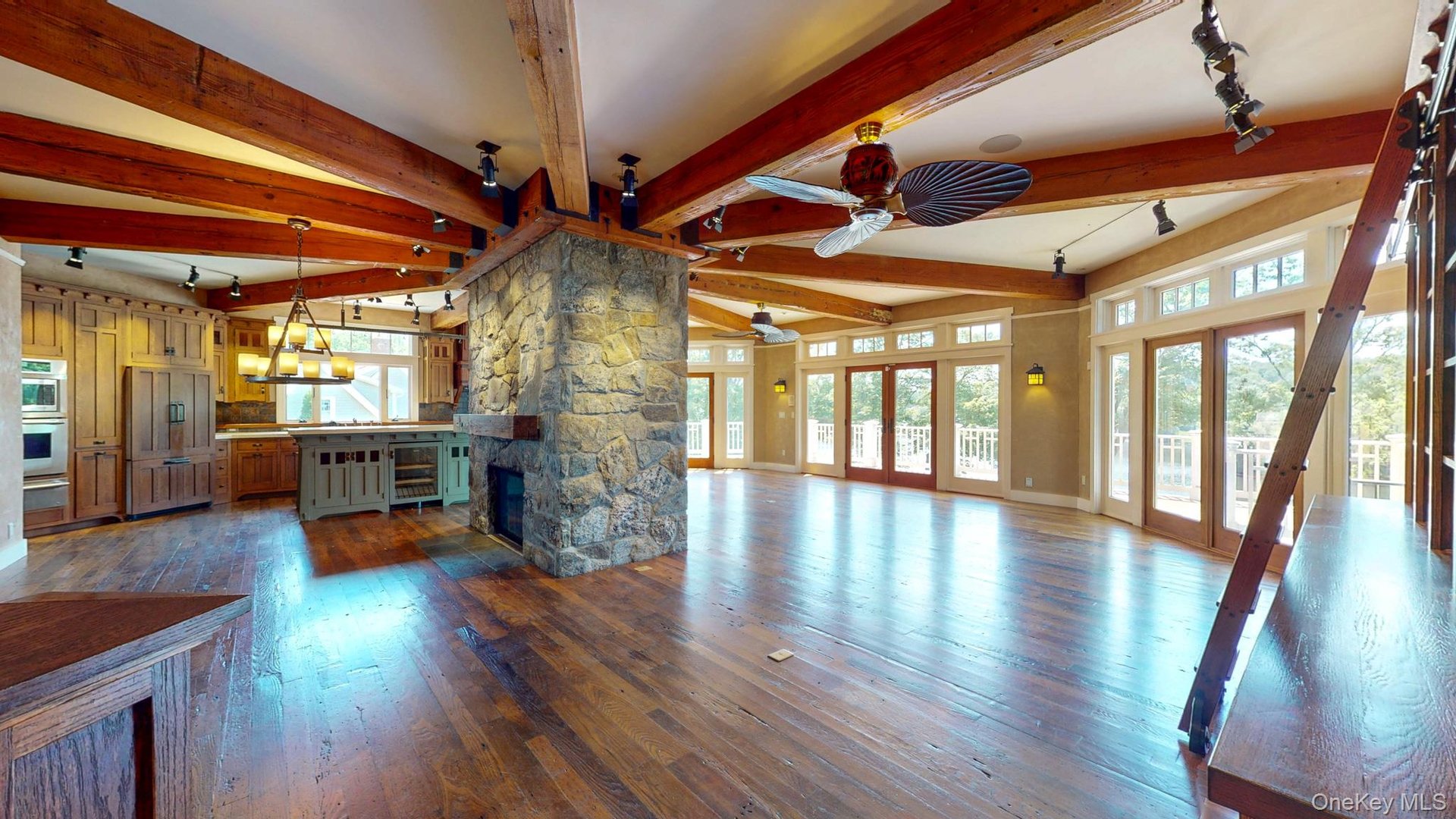 33 Truesdale Lake Drive Photo 16