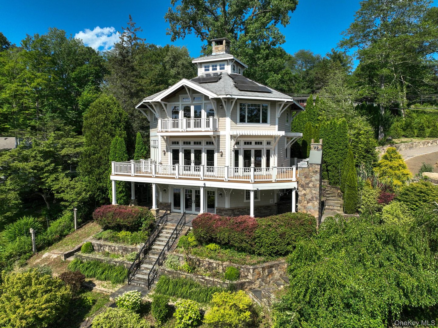 33 Truesdale Lake Drive Photo 1