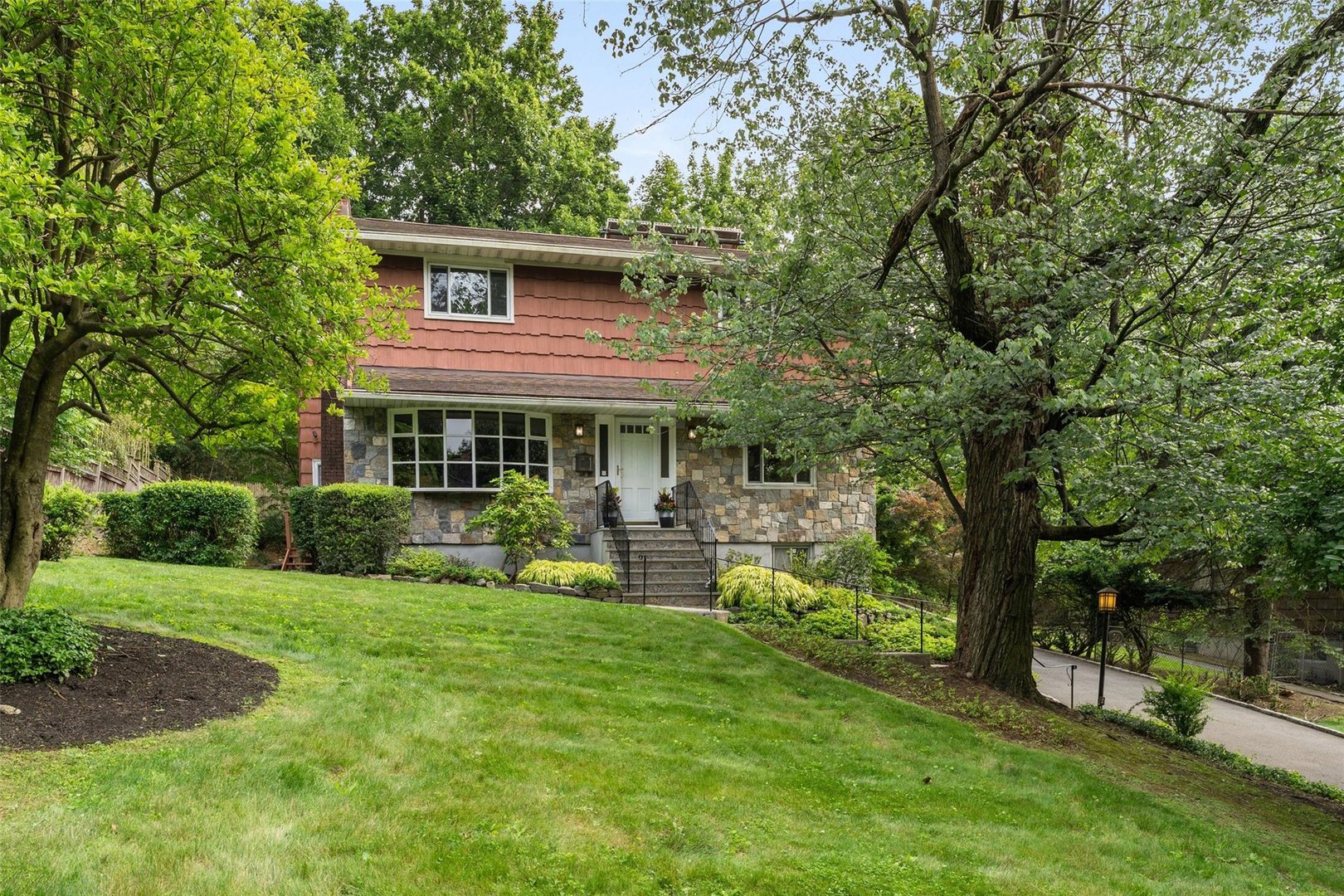 50 Burnside Drive Photo 2