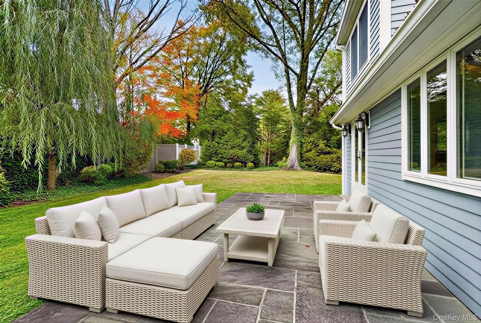 6 Old Oak Road Photo 25