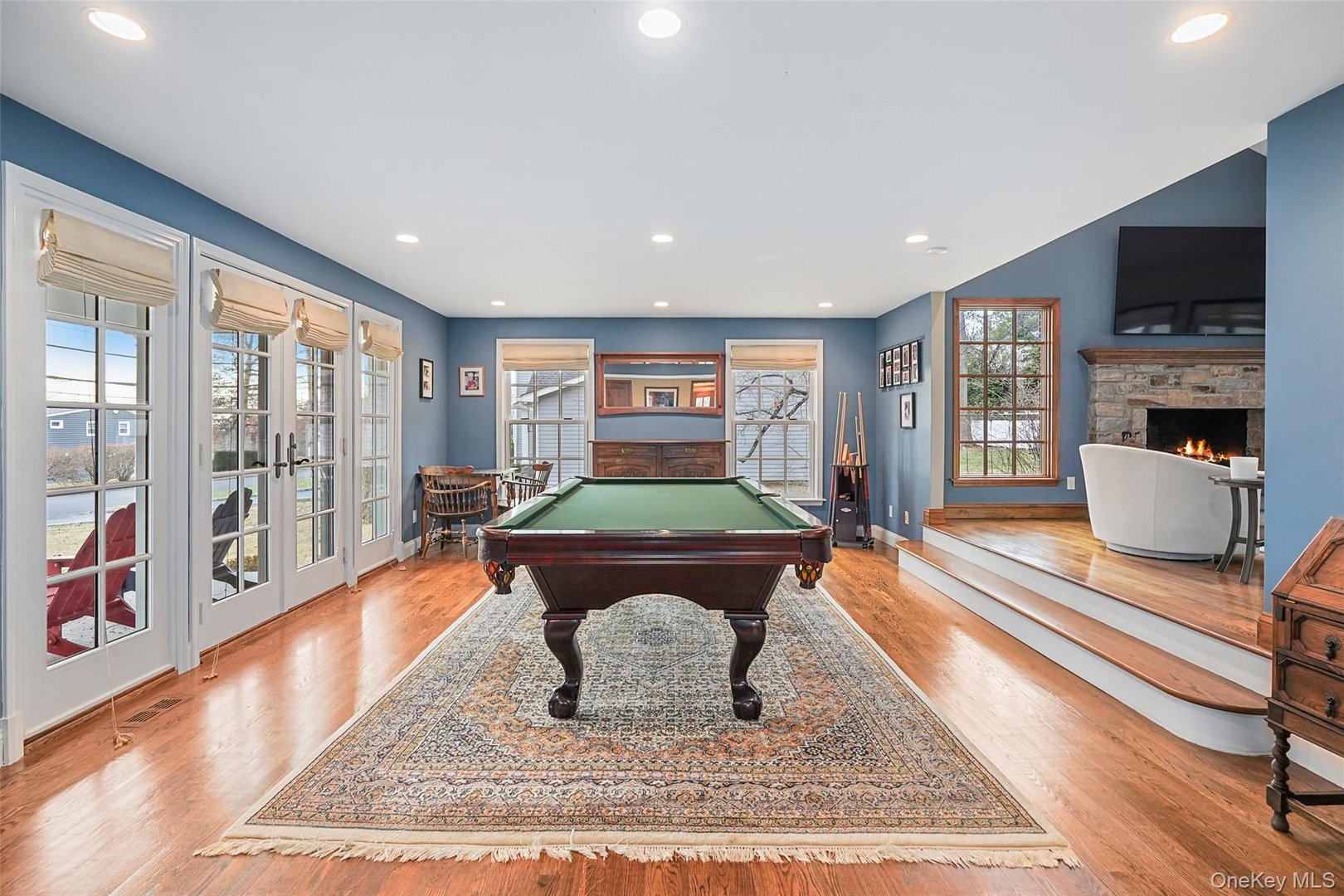 6 Old Oak Road Photo 5