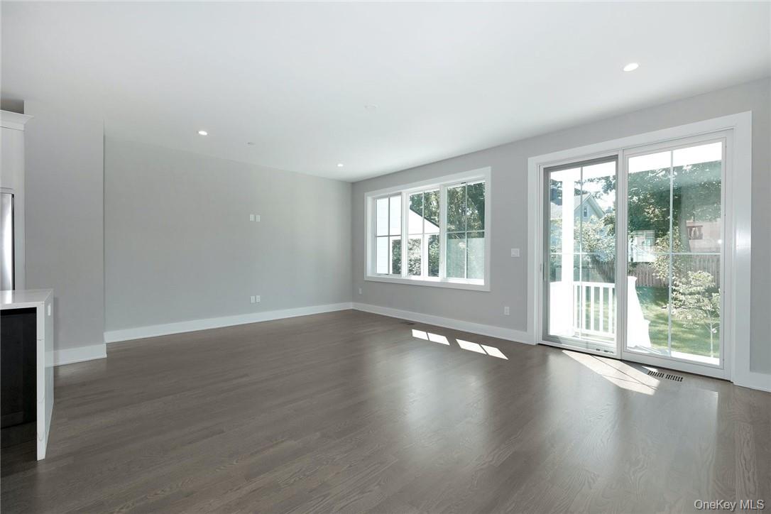 40 Devoe Street  #B Photo 11