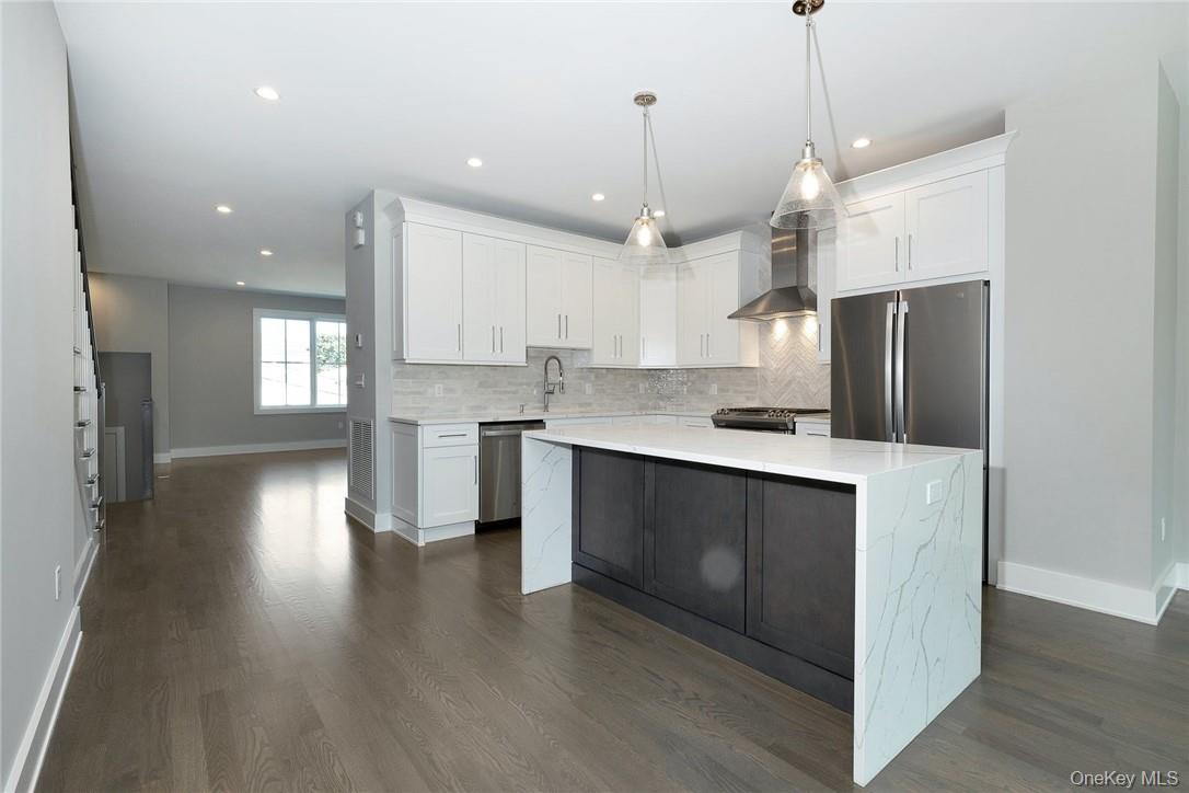 40 Devoe Street  #B Photo 6